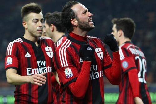  国际米兰憾平弱旅错失登顶  